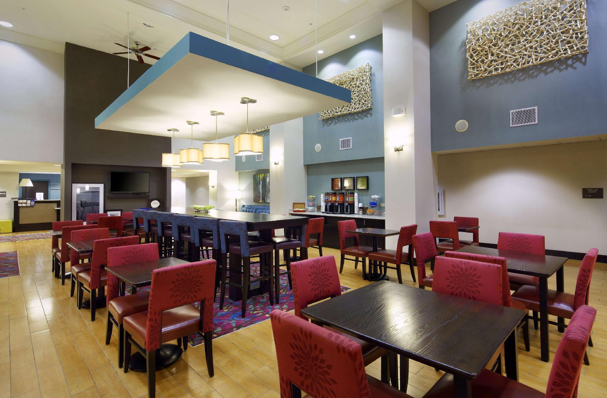 Hampton Inn & Suites Clearwater St Petersburg Ulmerton Road Fl Екстер'єр фото